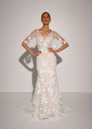 Ivory 3D Lace Tulle Floral Wedding Dress With Detachable Sleeves